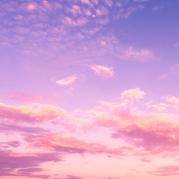 Lovely pink sky with clouds | Bodyjoys