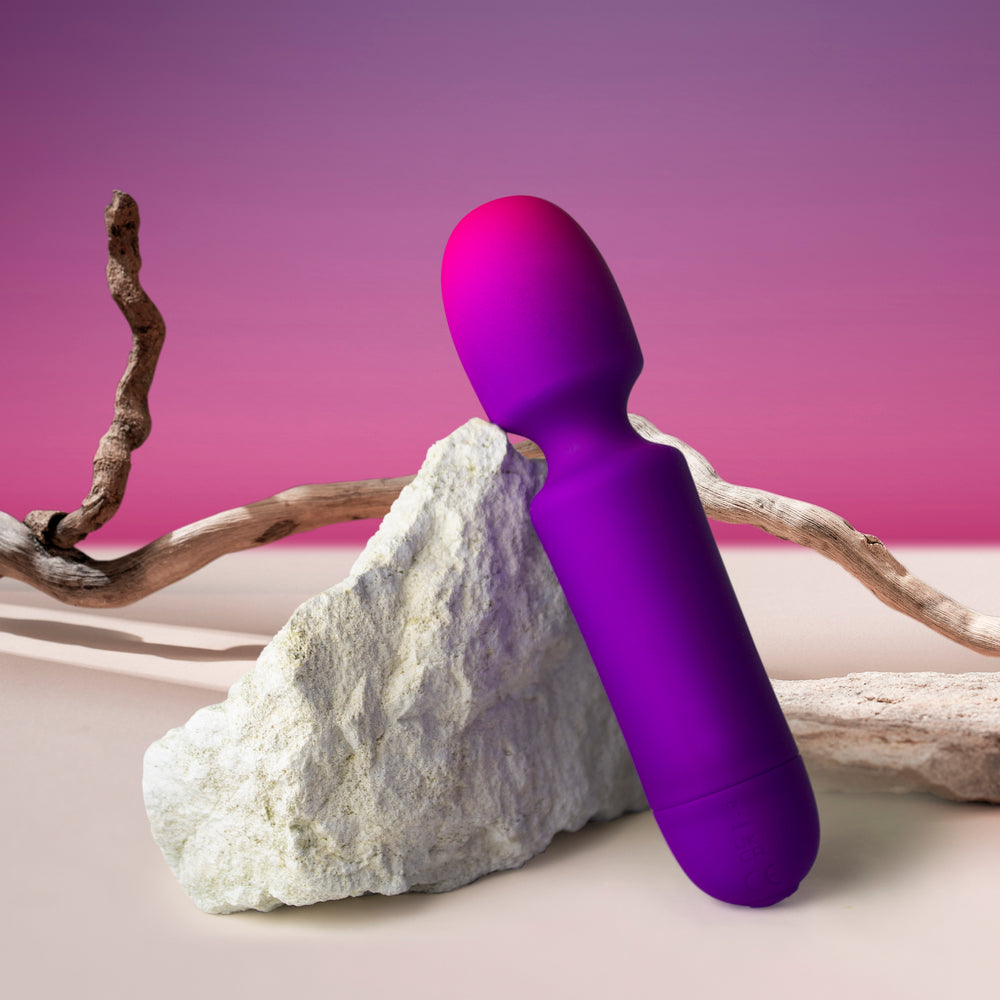 Rocks-Off Glo-Girl Wand Massager Purple | Massage Wand Vibrator | Rocks-Off | Bodyjoys